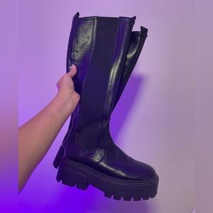 High knee boots